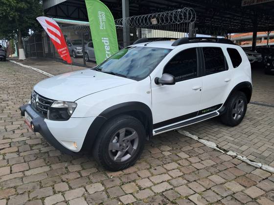 RENAULT DUSTER 2.0 DYNAMIQUE 4X2 16V FLEX 4P AUTOMÁTICO RENAULT DUSTER 2.0 DYNAMIQUE 4X2 16V FLEX 4P AUTOMÁTICO